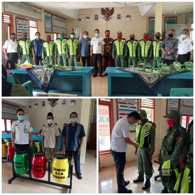 Jaga Keamanan Lingkungan, Pj Kades Suka Banjar, Bagikan Seragam Linmas