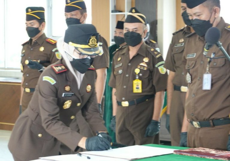 Diana Wahyu Widiyanti Duduki Jabatan Kajari Pesawaran, Kajati Lampung Ingatkan 7 Perintah Kejagung