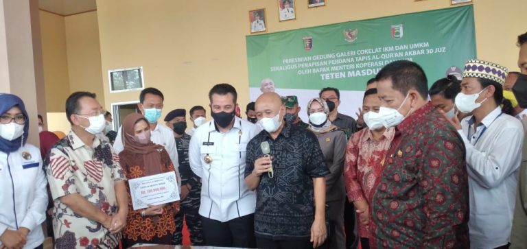 Menteri Koperasi dan UKM RI, Dukung Pengolahan Kakao Pesawaran