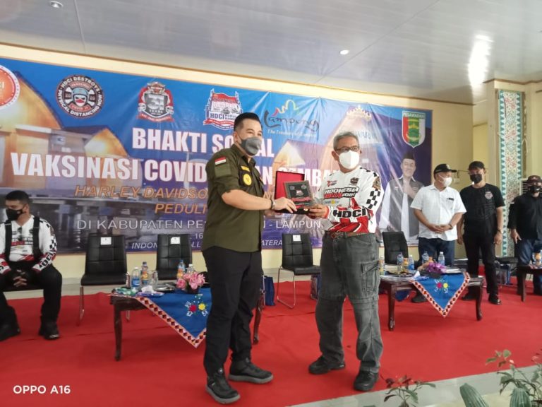 Peduli Bangsa, Bupati Dendi Bersama HDCI Sukses Gelar Vaksinasi dan Baksos