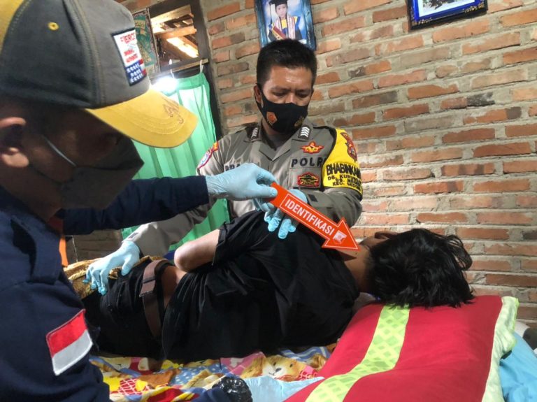 Sempat Dikunjungi Pacar, Pemuda Karang Anyar Gantung Diri