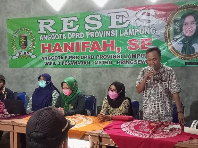 F-PKB Jaring Aspirasi Masyarakat, Hanifah SE, Gelar Reses dan Bagikan Migor