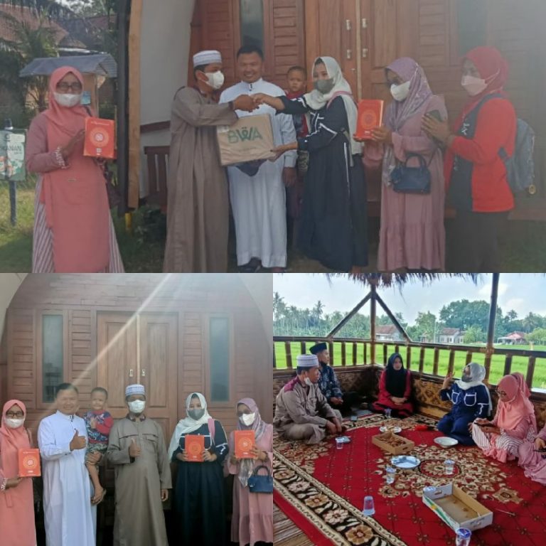 BWA Berikan Paket, Srikandi Dermawan Bagikan Alquran Kepada Masyarakat