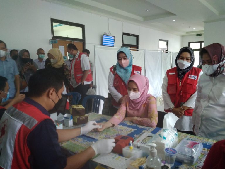 HUT Pesawaran, Dinkes Bersama Dinas P3AP2KB Gelar Donor Darah, Pelayanan KB