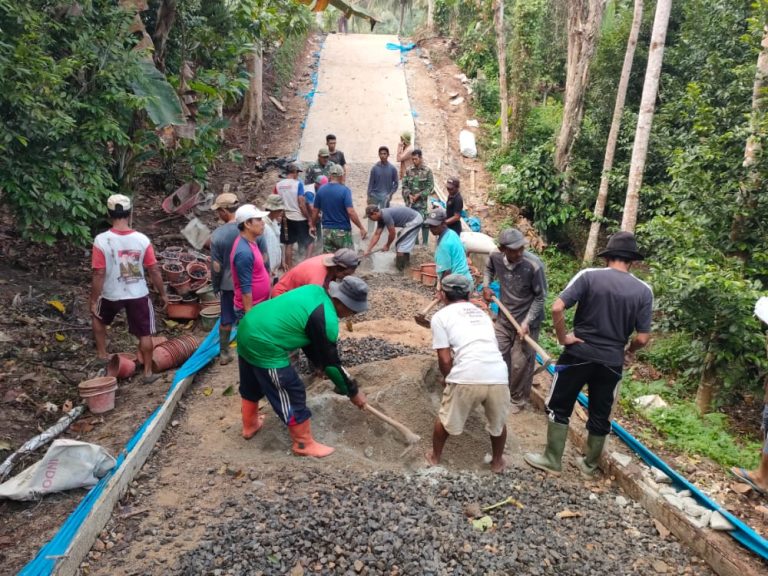 Satgas TMMD 114 Kodim 0421/LS Bekerja Tak Kenal Lelah, Targetkan Selesai Lebih Awal