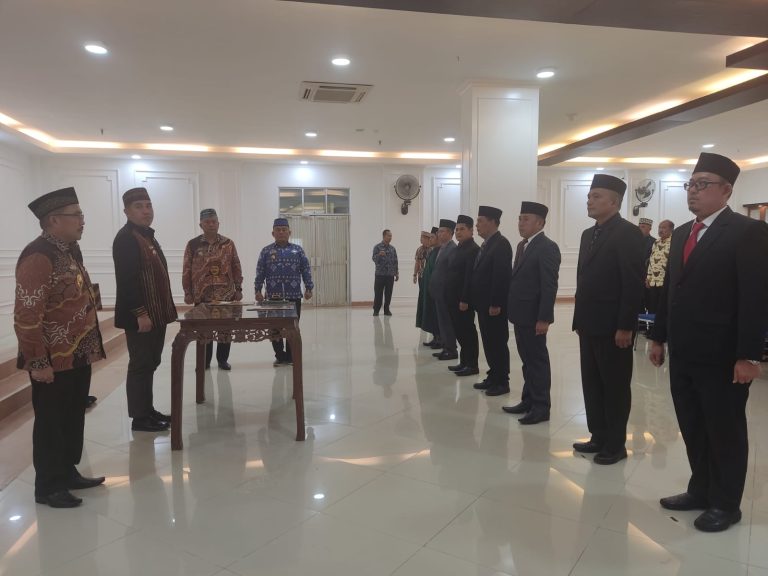 Enam Pejabat Eselon II Pesawaran Dilantik Ini Namanya..?