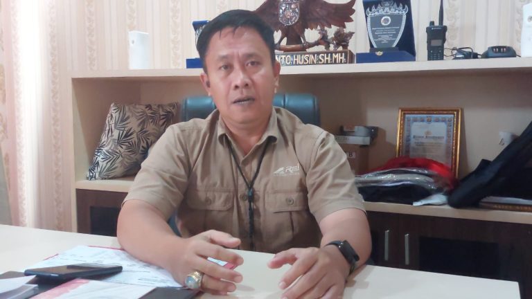 Satreskrim Polres Pesawaran Terus Buru Pelaku, Tokoh Adat: Ingatkan Wartawan Berpedoman KEJ