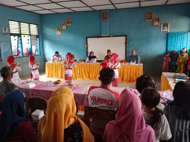 SDN 11 Geta Gelar Rapat Komite Demi Kemajuan Sekolah