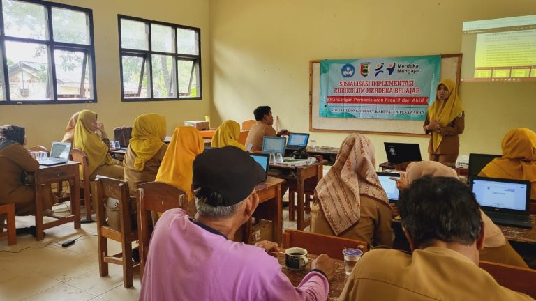 SDN 11 Gedong Tataan Gelar Rapat Persiapkan Diri Hadapi Kurikulum Merdeka