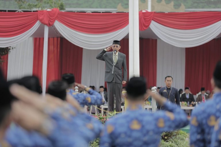 Pemkab Pringsewu Gelar Upacara Peringatan Hardiknas