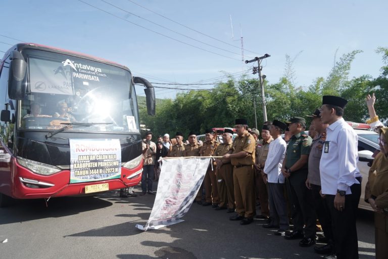 Berangkatkan 386 Jemaah Haji Ini Pesan Bupati Pringsewu