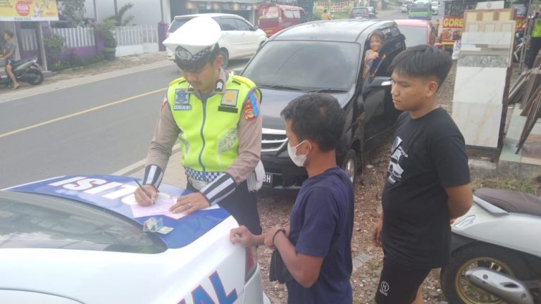 Operasi Patuh Krakatau, Satlantas Polres Pesawaran Tindak Tegas Pengendara Yang Melanggar