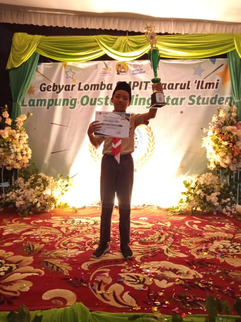 SD IT Iqro Gedong Tataan Juara Lomba 1 di Ajang Lampung Outstanding Ustar Student 2023