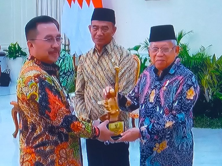 Gerakan Indonesia Tertib, Pemkab Pesawaran Terima ARM 2023, Wildan Terima Langsung Dari Wakil Presiden RI