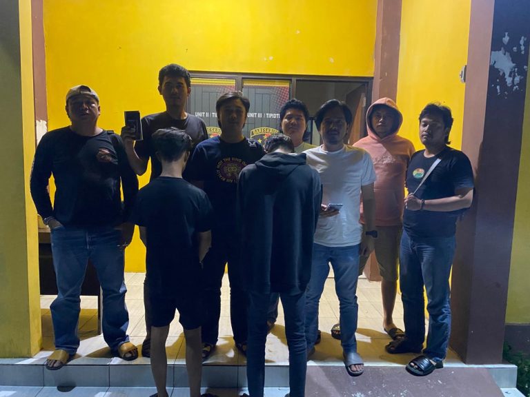 Maling HandPhone Dikamar Ganti, Dua Pria di Pesawaran Ditangkap Polisi