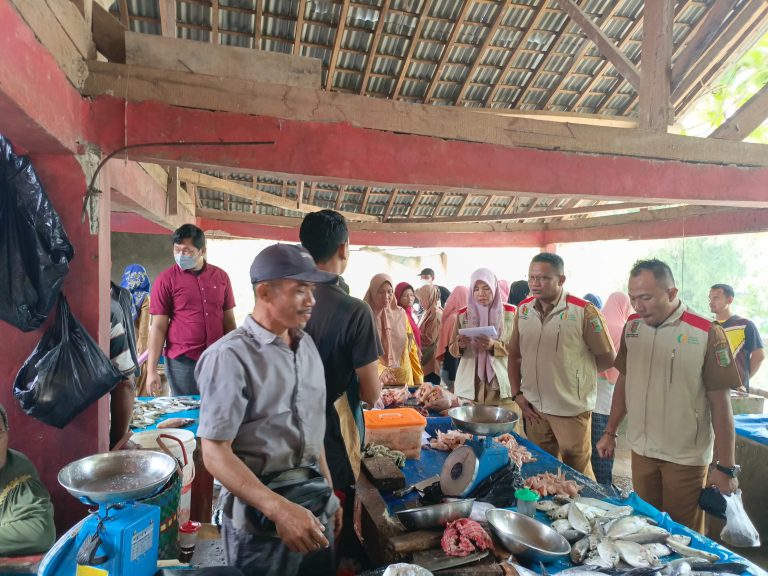 Jelang Idul Adha, Pemkab Pesawaran Monitoring Harga Pangan di Pasar Umbul Kluwih