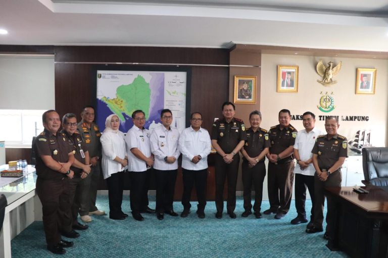 PJ Gubernur Lampung Siap Lakukan Penanganan Sutanting dan Kemiskinan