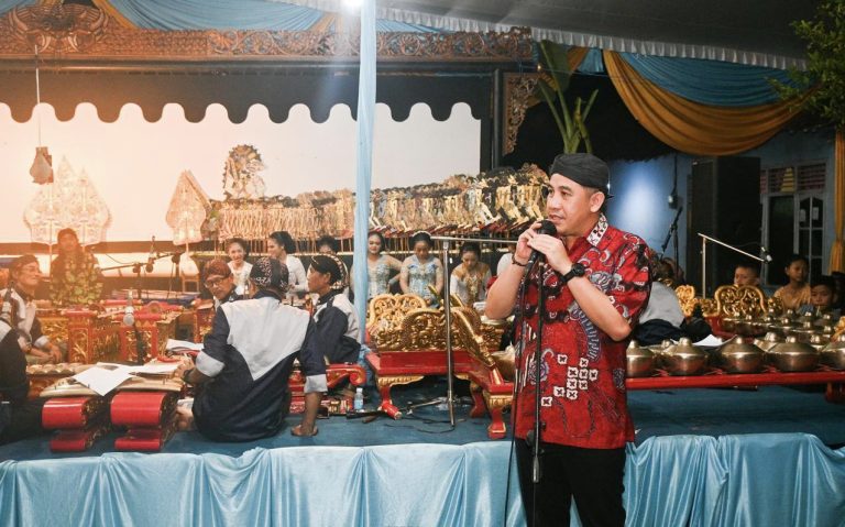 Hadiri Peringatan Hari Jadi Desa Sidodadi Ke-90, Bupati Dendi Ajak Untuk Introspeksi Bersama