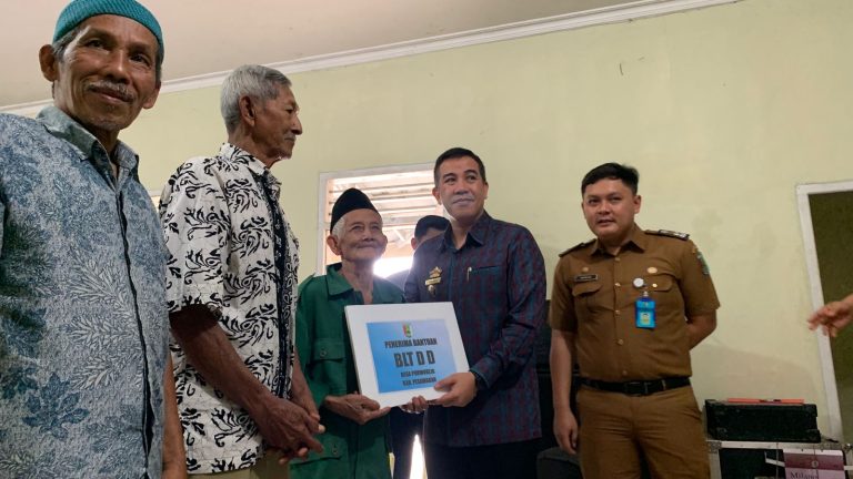 Bupati Pesawaran Minta KPM Manfaatkan BLT-DD Seefektif Mungkin