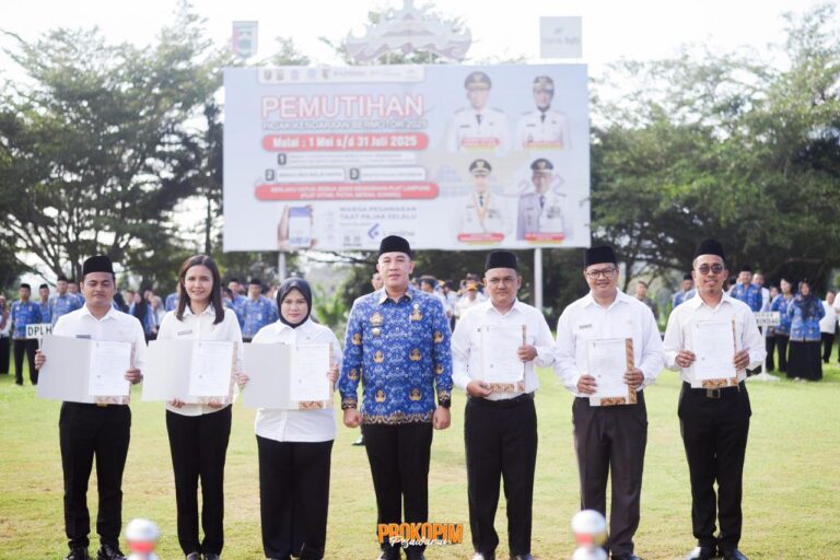 Hardiknas 2025 Momentum Cerdaskan Kehidupan Bangsa Dengan Pendidikan Bermutu 