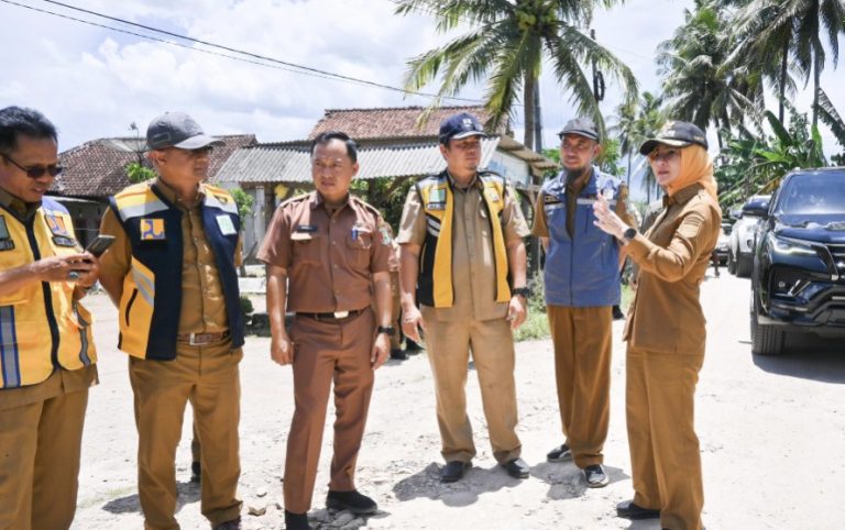 Pemkab Pesawaran Segera Perbaiki Ruas Jalan Kota Dalom – Baturaja 