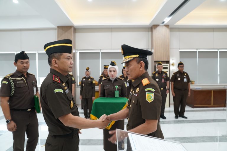 Kajati Lampung Baru Lantik Wakajati dan Sejumlah Pejabat Eselon III